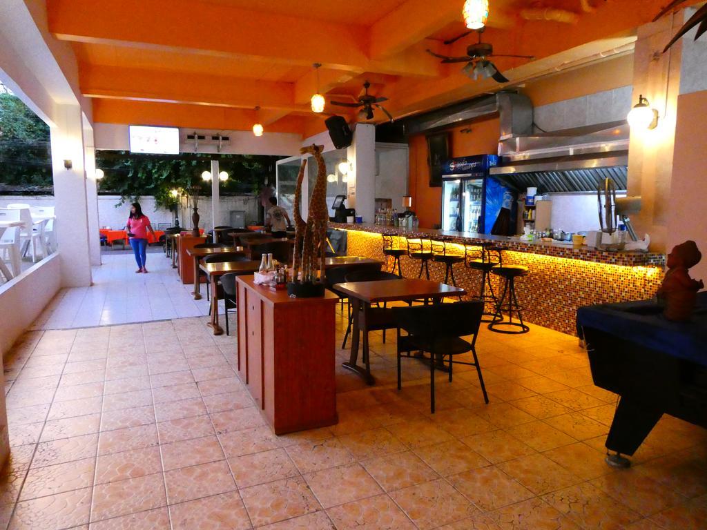 Mango Lagoon Place Banguecoque Exterior foto
